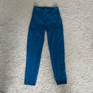 Blue Capri leggings